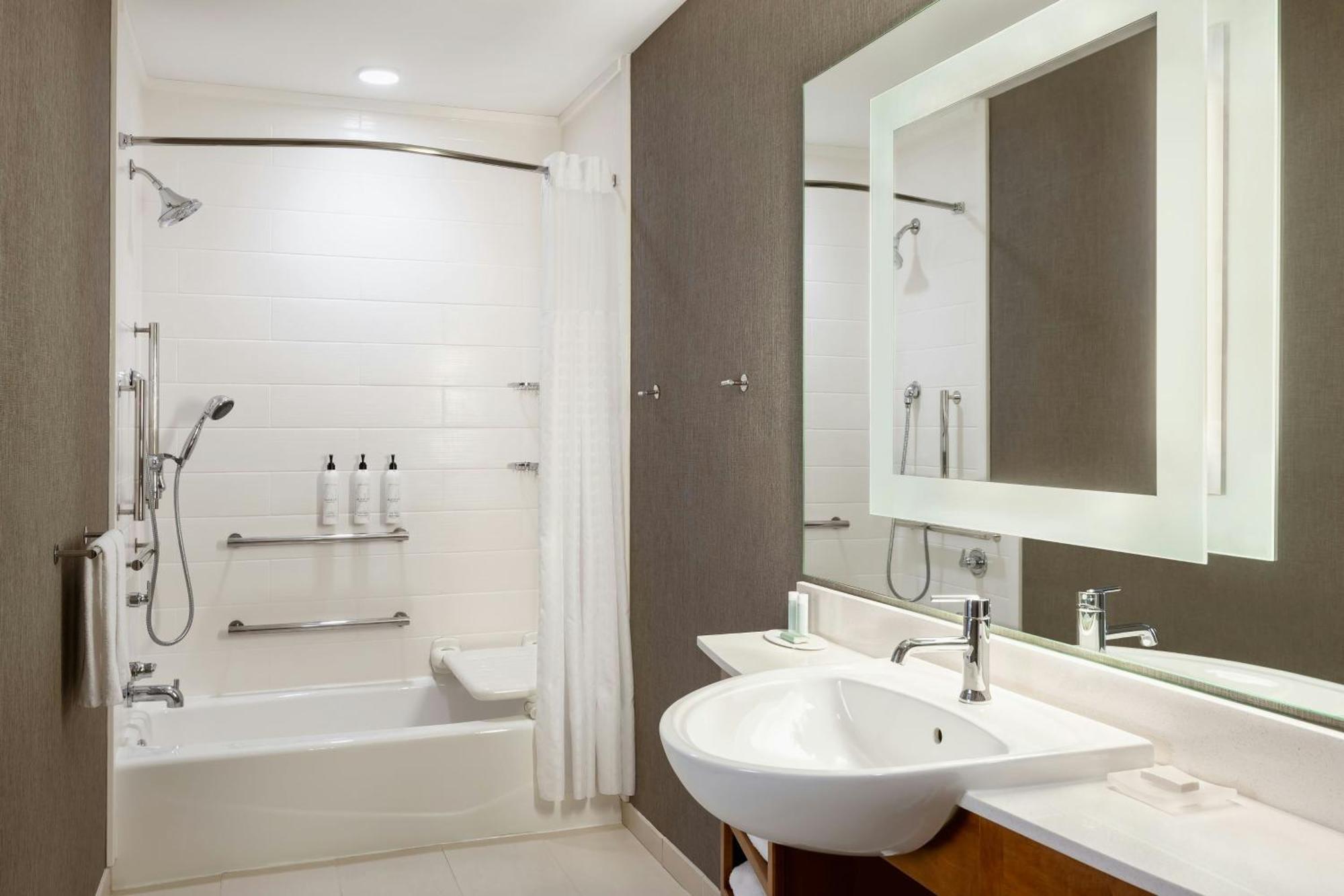 Springhill By Marriott Angeles Burbank/downtown